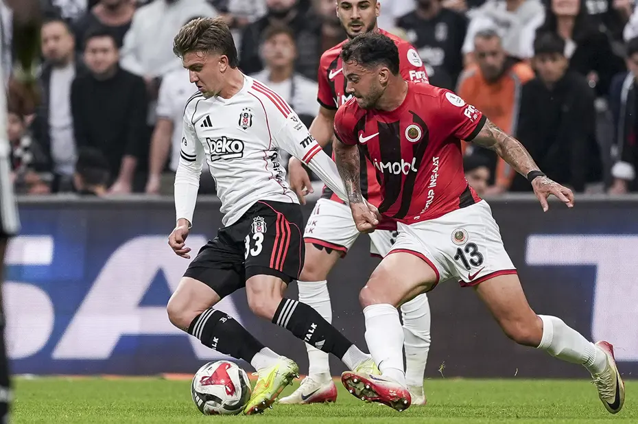 Rıdvan Yılmaz'dan maçın ardından tepki: Konuşmayı reddetti - 3 Rıdvan Yılmaz'dan maçın ardından tepki: Konuşmayı reddetti - 3