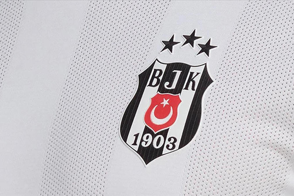 Beşiktaş dakikalar içinde bir ayrılığı daha açıkladı