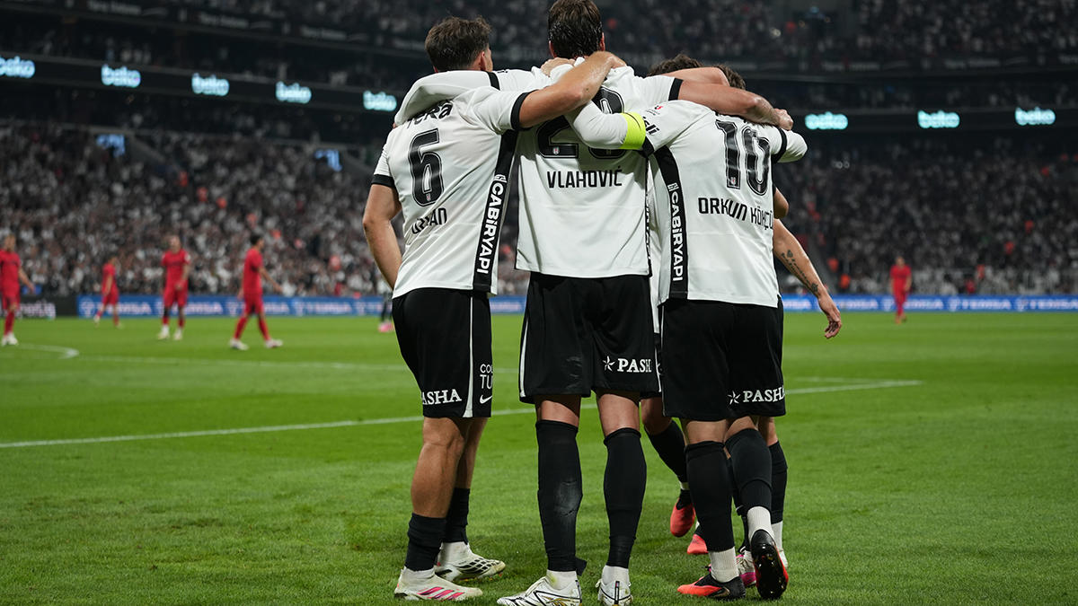 "Derbiyi tehdide dönüştürdü" | Spor yazarları Beşiktaş için ne dedi?