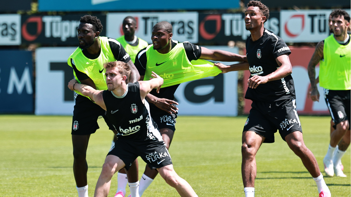 Beşiktaş'ın Hradec Kralove mesaisi devam ediyor