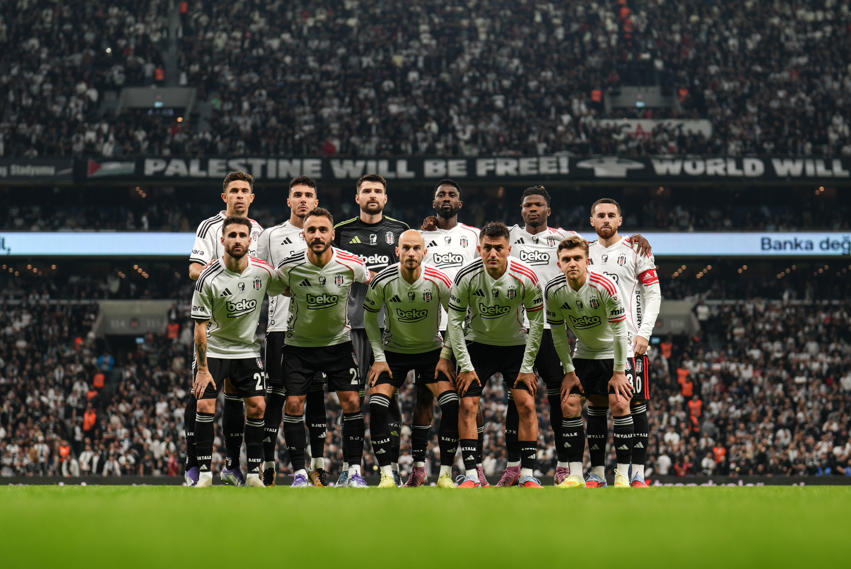 Beşiktaş'ın '2-0 Öndeyim Sanmıştım' Serüveni: Paulista'dan Maç Sonrası 'Aynaya Bak' Daveti!