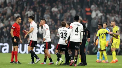 Beşiktaş - Fenerbahçe derbisinin VAR kayıtları yayınlandı