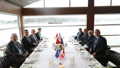 TFF Başkanı Hacıosmanoğlu, UEFA Başkanı Ceferin ve Bakan Bak ile bir araya geldi