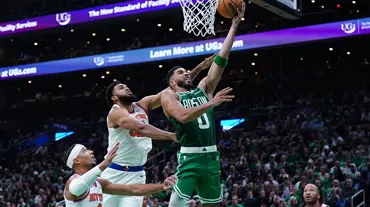 Son şampiyon galibiyetle başladı: Boston Celtics farklı kazandı