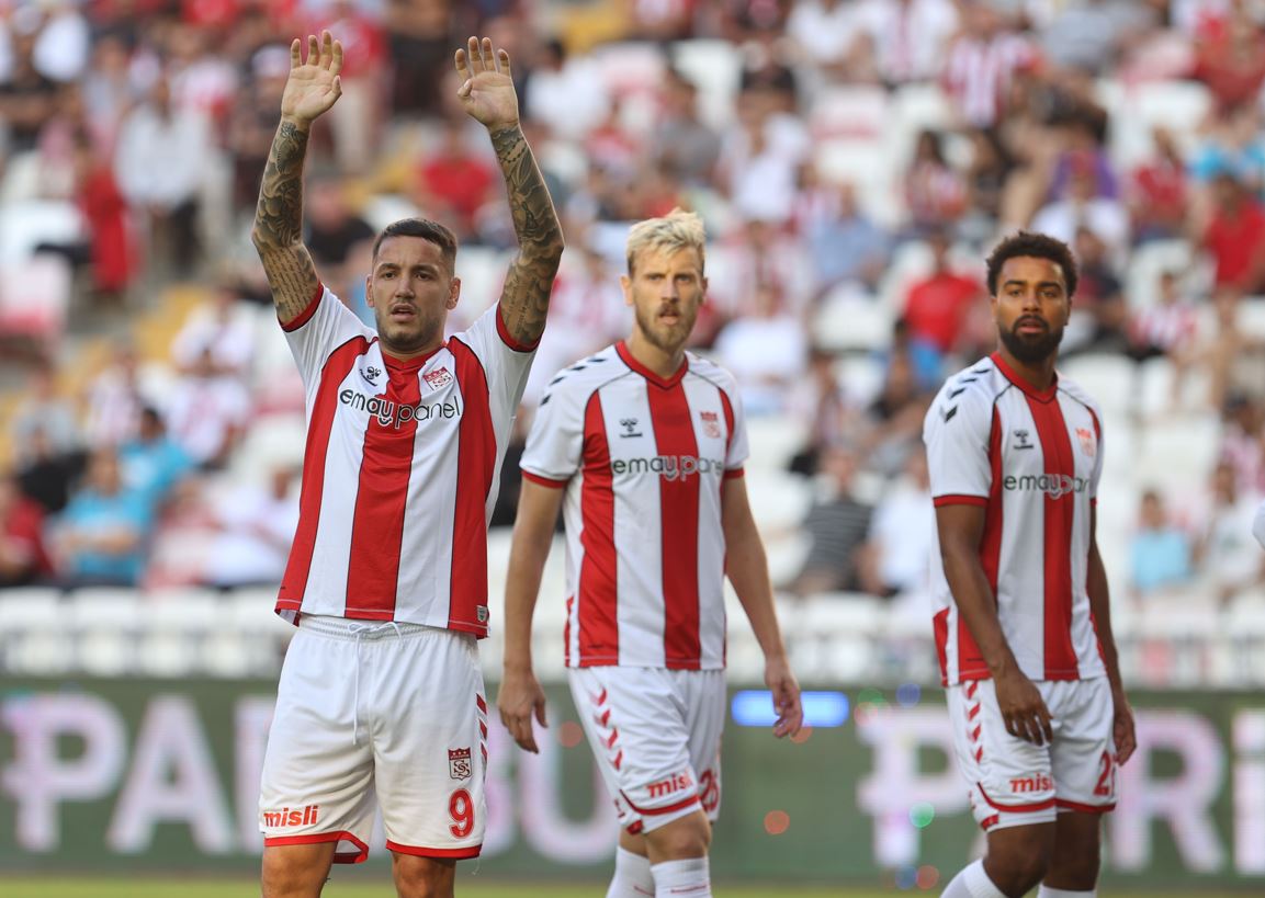 Sivasspor - Başakşehir maçı ne zaman, saat kaçta ve hangi kanalda? (Süper Lig 7. hafta)