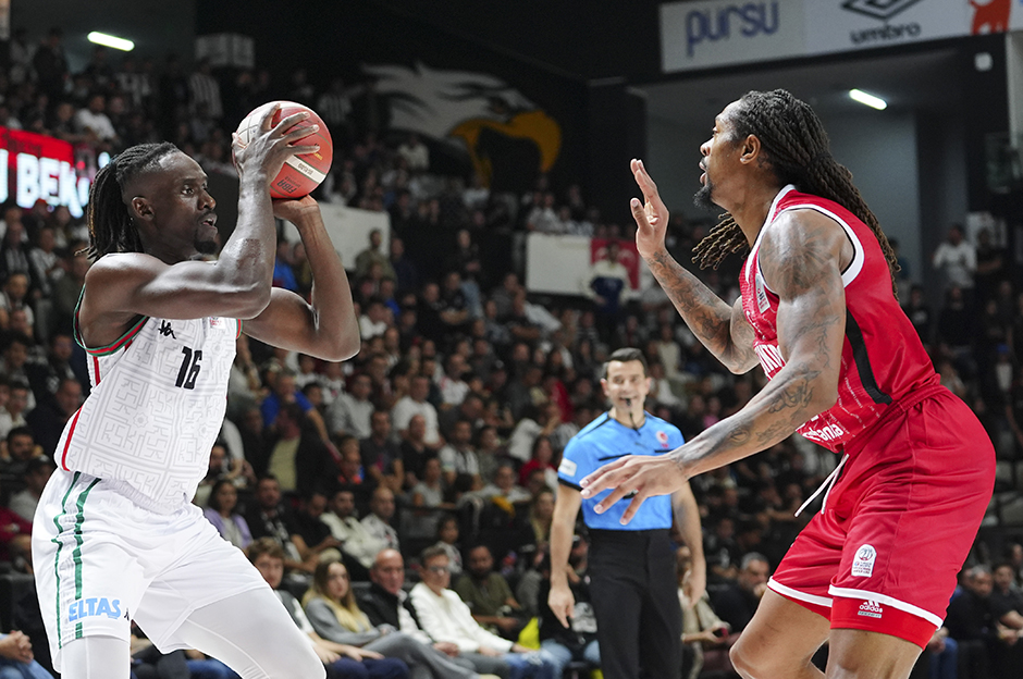 Beşiktaş, Akatlar'da Karşıyaka'ya geçit vermedi