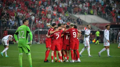 Türkiye'nin Galler'i yenmesi ada basınında geniş yer buldu