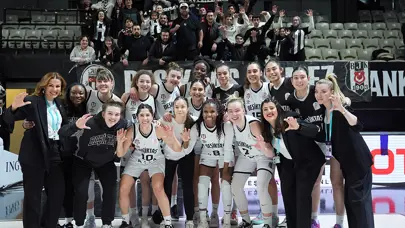 Beşiktaş BOA derbiyi kazanarak kupada Dörtlü Final'e yükseldi
