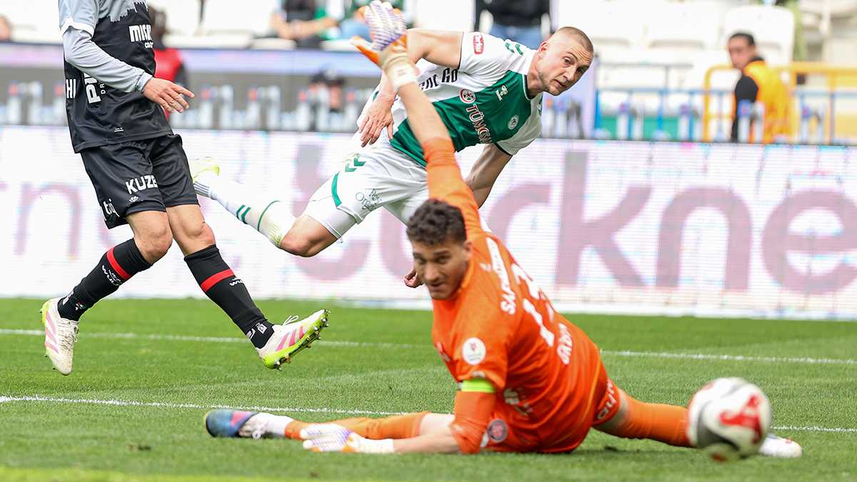 Konyaspor'dan Karagümrük'e Üç Güllü 'Hoş Geldin' Ziyareti: Son Sıra Garanti!