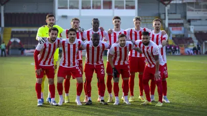 Boluspor yönetiminden futbolculara tepki: "En sert ve caydırıcı yaptırımlar” uygulanacak Boluspor yönetiminden futbolculara tepki: "En sert ve caydırıcı yaptırımlar” uygulanacak