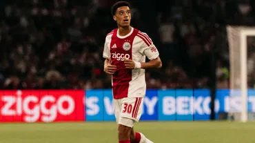 Ruben van Bommel'in sert faulü Ajax'ı yaktı: Aaron Bouwman eylül ayını kapattı