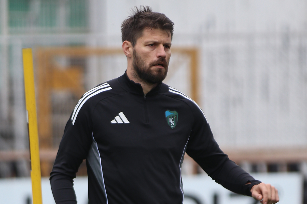 Kocaelispor'da 'Yoklar' Ordusu Başakşehir'e Karşı: Petkovic'in Durumu 'Gelirse İyi Olur' Tadında!