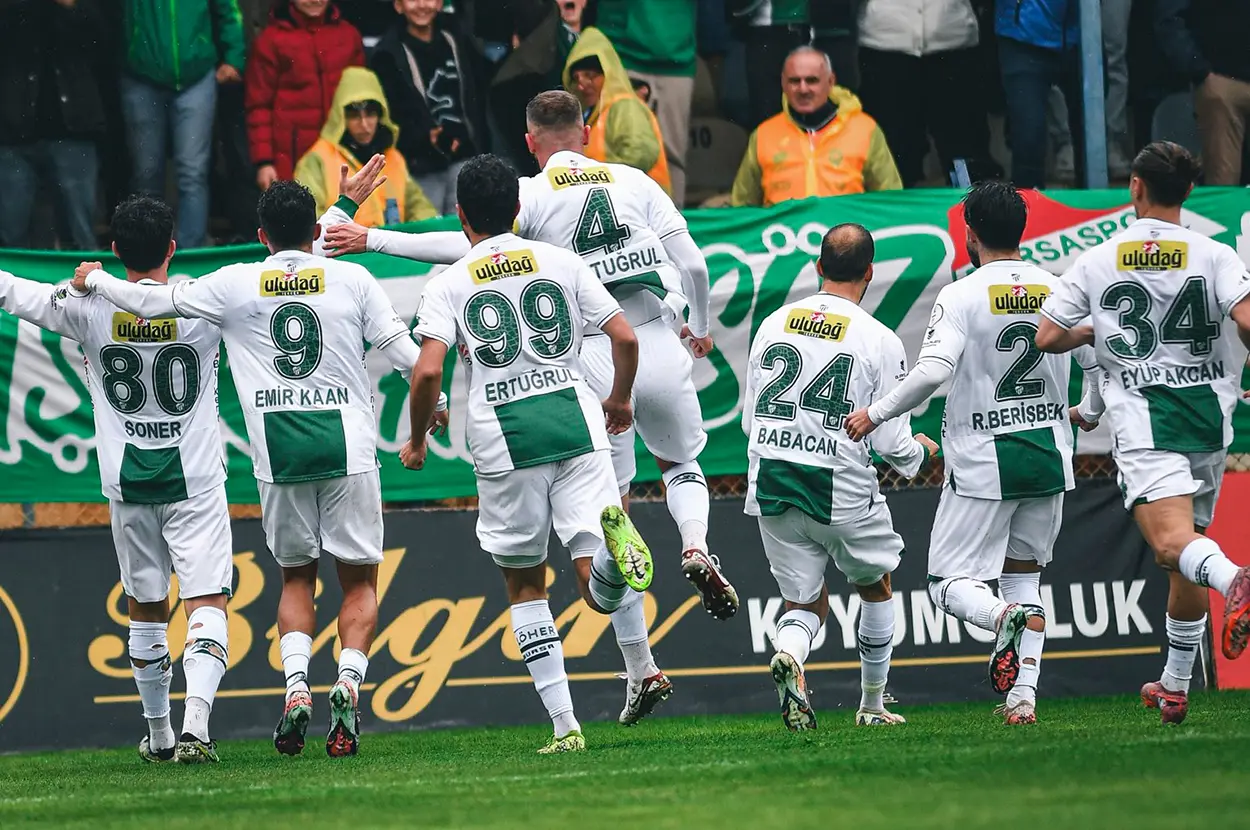 2. LİG | Bursaspor - 68 Aksaray Belediyespor maçı ne zaman, saat kaçta, hangi kanalda?