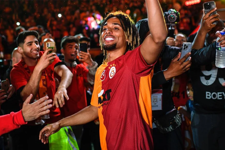 Sacha Boey'den transfer kararı: Galatasaray ve Marsilya ihtimalleri vardı - 1