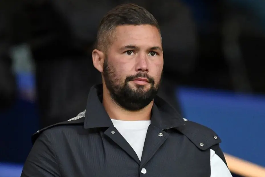 Mike Tyson-Jake Paul maçıyla ilgili flaş iddia: Herkesin gözü önündeki detayı eski boksör fark etti - 5