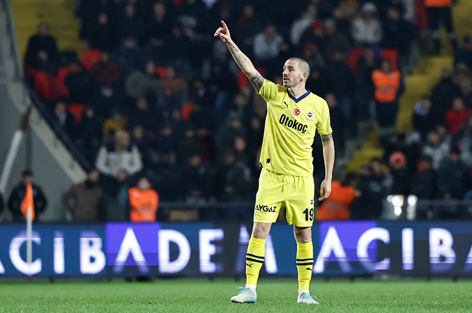 Fenerbahçe'nin Süper Lig'de 2023-2024 sezonu fikstürü, derbi maçları ve detaylar - 14