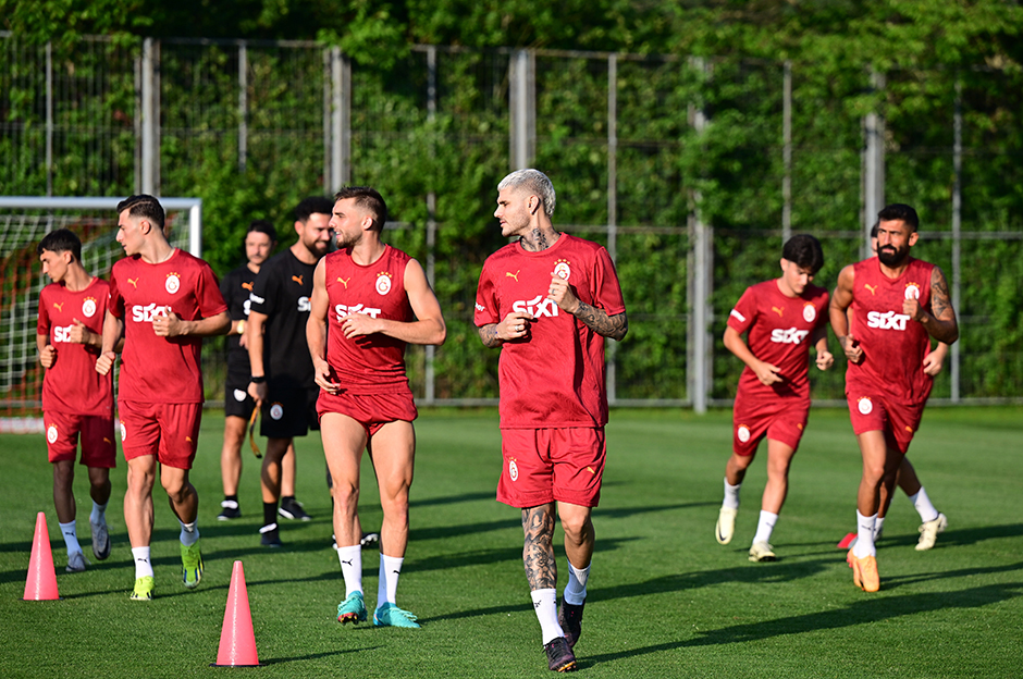 Galatasaray, Avusturya kampındaki ilk antrenmanını yaptı