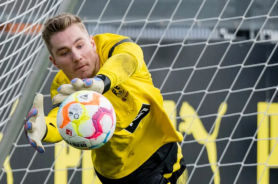 Adı Galatasaray'la anılıyordu, ağlayarak veda etti - 7 Adı Galatasaray'la anılıyordu, ağlayarak veda etti - 7