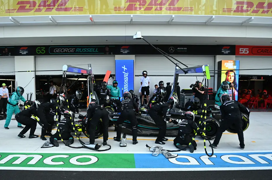 Formula 1 Miami GP'de kazanan Verstappen; kazanan Red Bull - 4