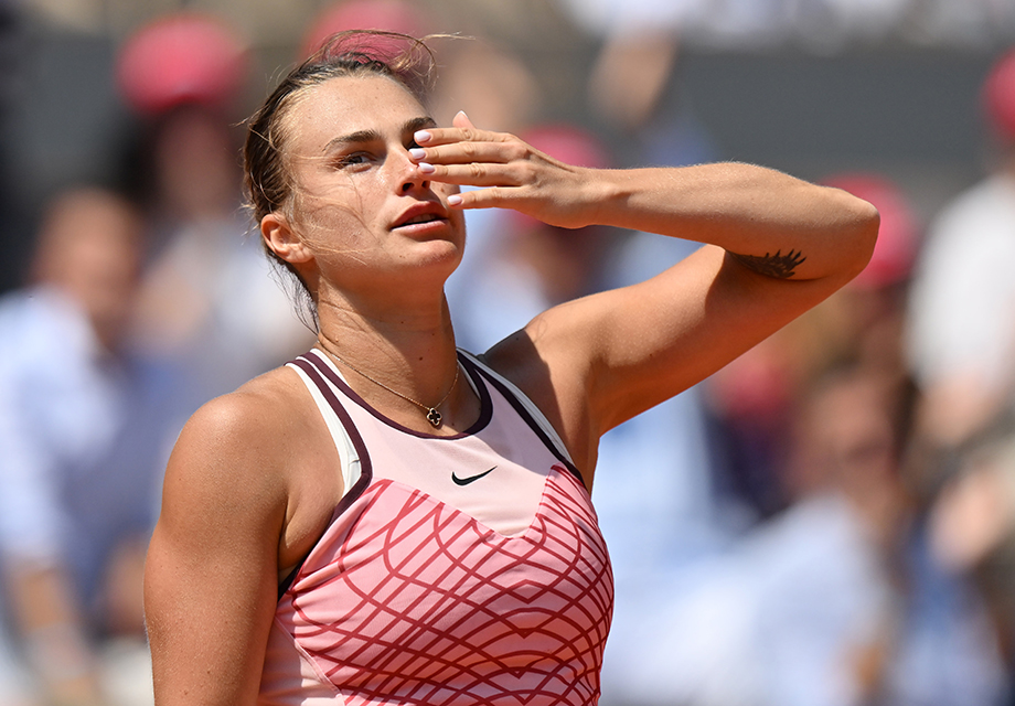 Fransa Açık'ta Sabalenka ile Muchova yarı finale yükseldi