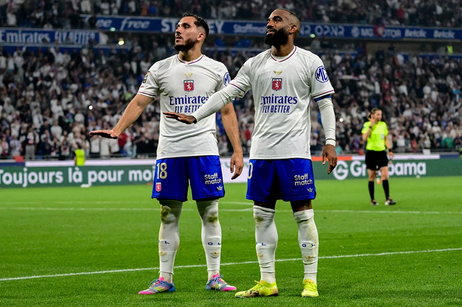 Beşiktaş ile adı anılan Lacazette, transferi için tarih verdi - 1 Beşiktaş ile adı anılan Lacazette, transferi için tarih verdi - 1