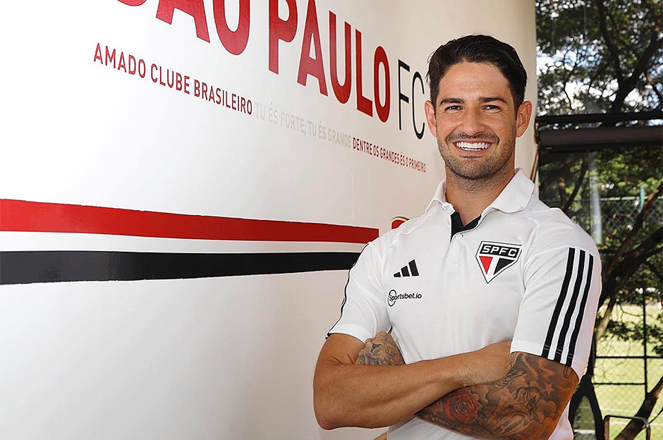 Alexandre Pato eski takımıyla anlaştı