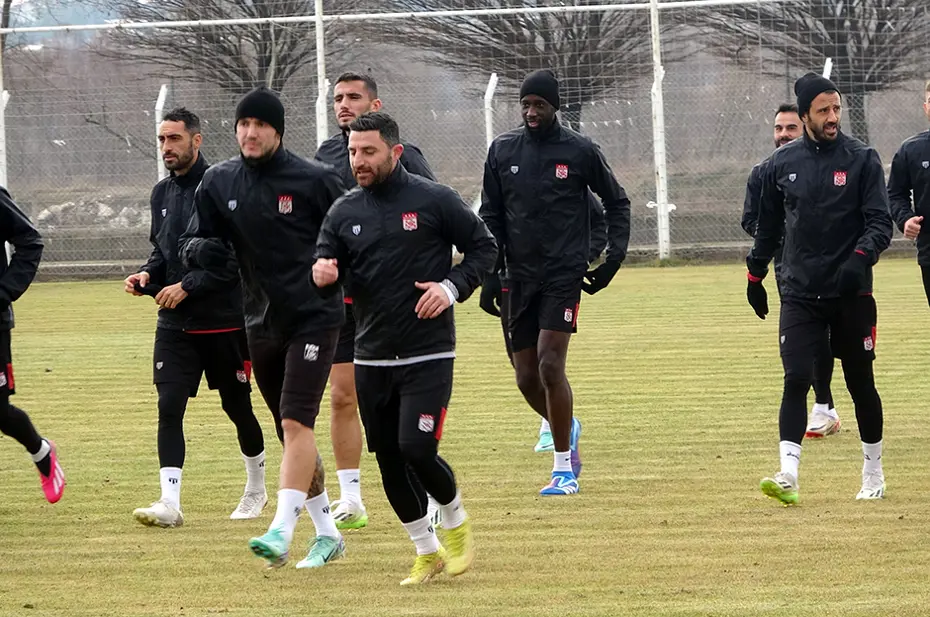 Bülent Uygun'dan Galatasaray maçı öncesi çarpıcı sözler: "Delikanlı hakem istiyoruz" - 9