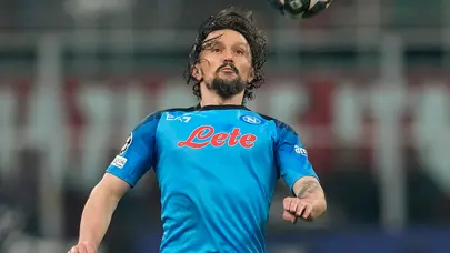 Galatasaray'da sol bek için sürpriz aday