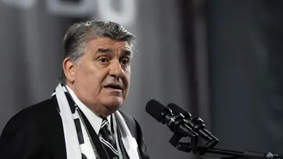 Beşiktaş'ta bir ayrılık daha yaklaşıyor: Serdal Adalı canlı yayında duyurdu