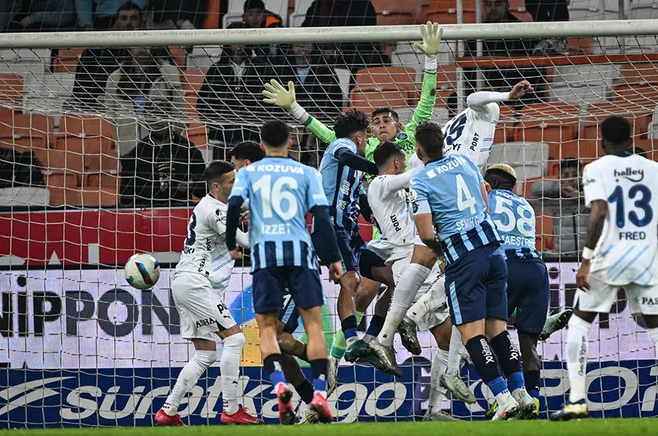 Trio ekibi noktayı koydu: Adana Demirspor - Fenerbahçe maçında kırmızı kart ve iptal edilen 2 golde kararlar doğru mu? - 3