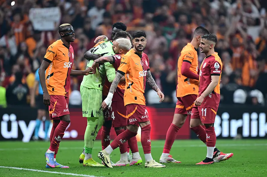 Galatasaray'dan 48 saatte rekor gelir - 4 Galatasaray'dan 48 saatte rekor gelir - 4