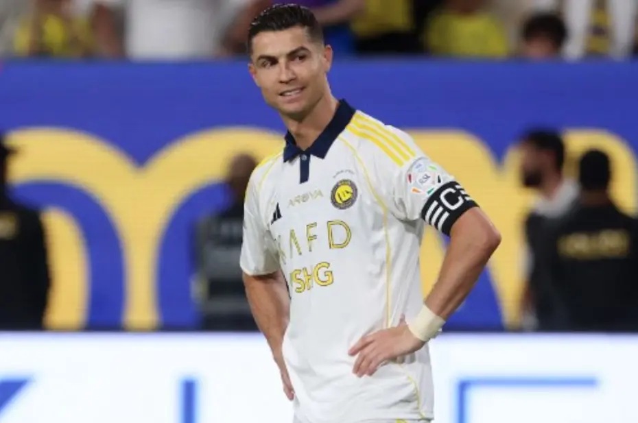 FLAŞ: Cristiano Ronaldo yeni sezonda formasını giyeceği takımı açıkladı - 6