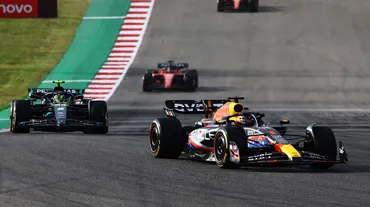 F1 ABD Grand Prix'sinin sprint yarışında kazanan Verstappen