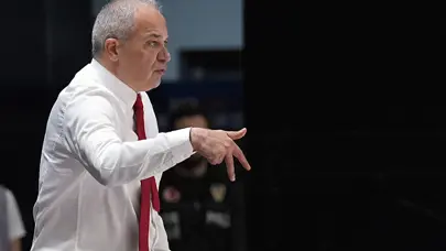 Ekrem Memnun derbi galibiyetinden dolayı mutlu