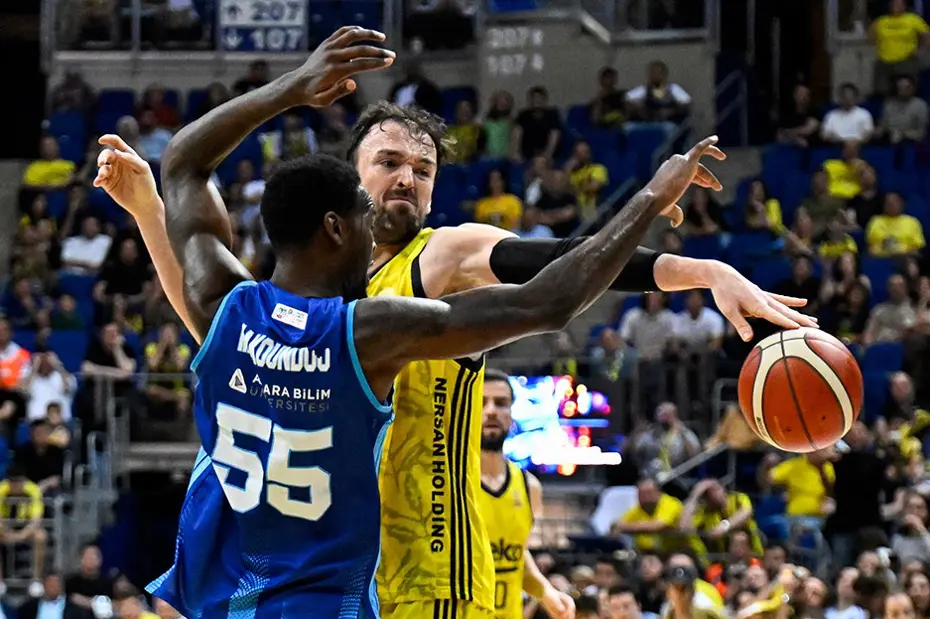 Fenerbahçe'de Sertaç Şanlı ile yollar ayrıldı - 2