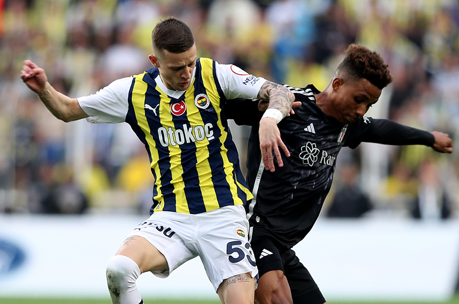 Szymanski ve Djiku derbi sonrası son 4 haftaya vurgu yaptı