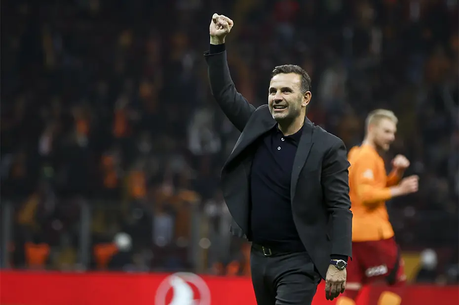 Okan Buruk bir kez daha tarihe geçti - 3