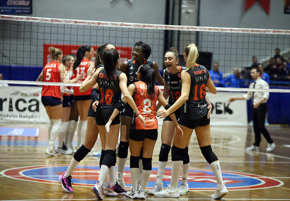 Eczacıbaşı Dynavit deplasmanda kazandı