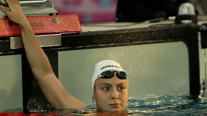 Milli yüzücü Merve Tuncel, Gençler Avrupa Şampiyonası'nda gümüş madalya kazandı