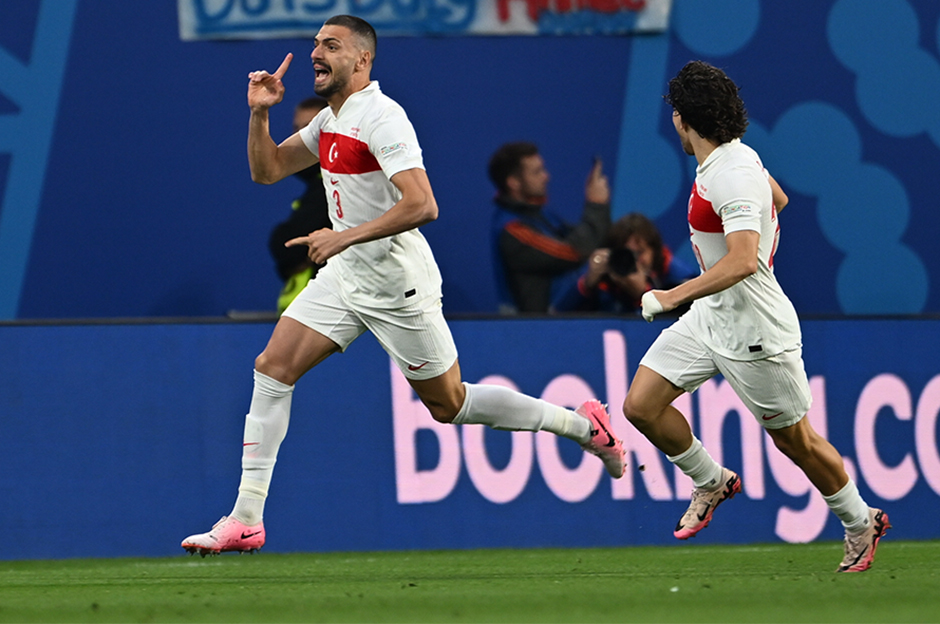 Merih Demiral transfer için kararını verdi