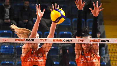 Eczacıbaşı 2-0'dan geri döndü ama devamını getiremedi