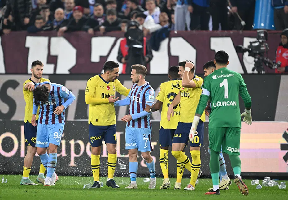 Fenerbahçe'ye galibiyeti getiren golden önce faul var mı? Trio ekibi yorumladı - 4
