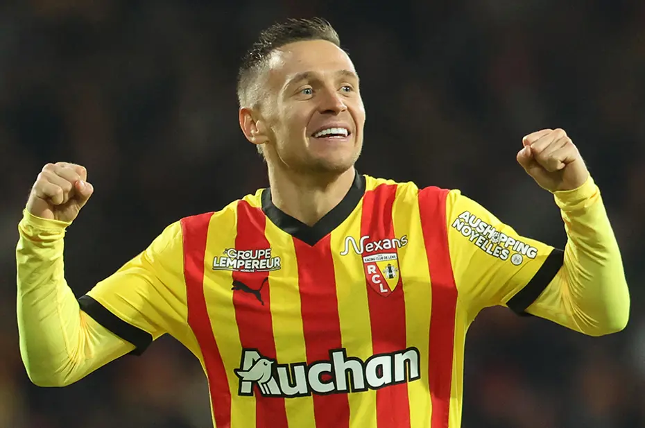 Galatasaray, Frankowski ile anlaşma sağladı: İşte maaşı ve sözleşme süresi - 3 Galatasaray, Frankowski ile anlaşma sağladı: İşte maaşı ve sözleşme süresi - 3