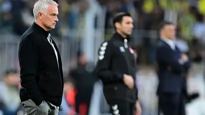 "Mourinho, Fenerbahçe’yi bitirdi" | Spor yazarları Fenerbahçe için ne dedi?