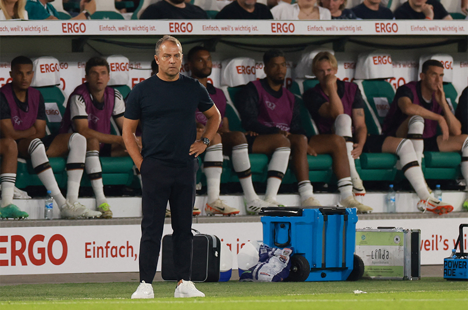 Yenilgi sonrası karar verildi: Milli takımdaki görevinden ayrıldı