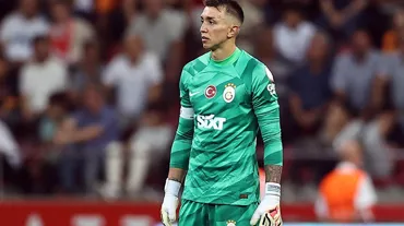 Muslera maça devam edemedi