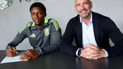 Acun Ilıcalı'nın prensi resmen Premier Lig'de: İmzayı attı