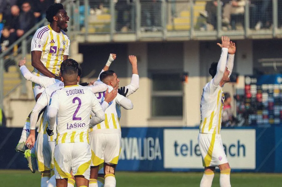 Fenerbahçe'den gitti, takımını sırtladı: İlki yaşadı - 1