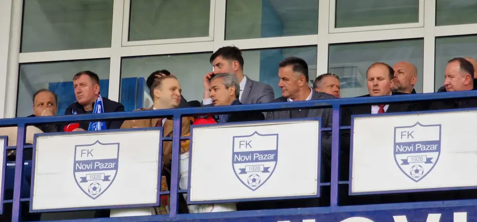 Sırbistan Ligi'nde depremzede çocuklar için oyuncak toplandı - 4