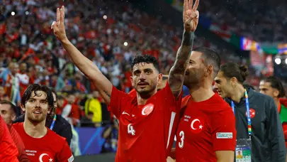 İnanılmaz! Samet Akaydin'den maç kazandıran müdahale